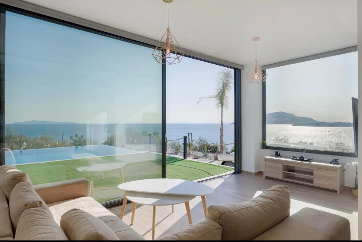 Apartment · 170 m² · Agia Marina, Greece