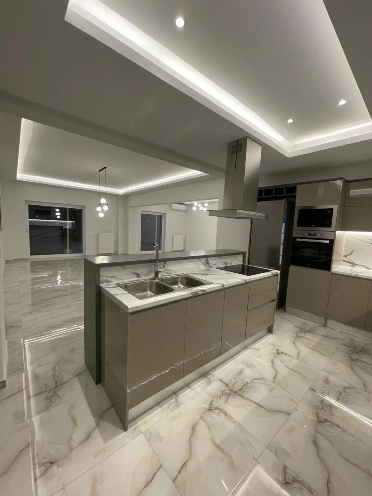 Apartment · 173 m² · Paleo Faliro, Athens