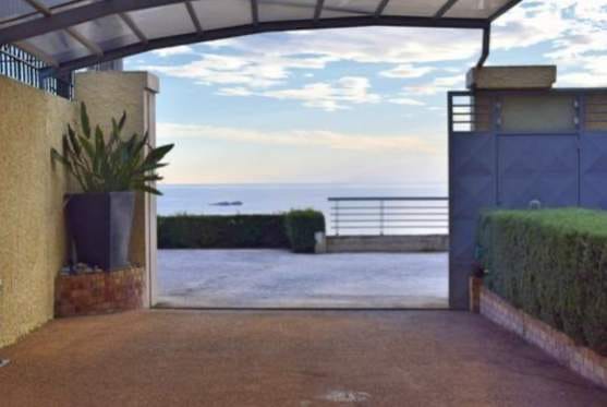 Villa · 260 m² · Lagonisi, Kalivia Thorikou